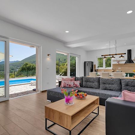 Charming Holiday Home Dolac In Rural Area With Pool Slime 外观 照片
