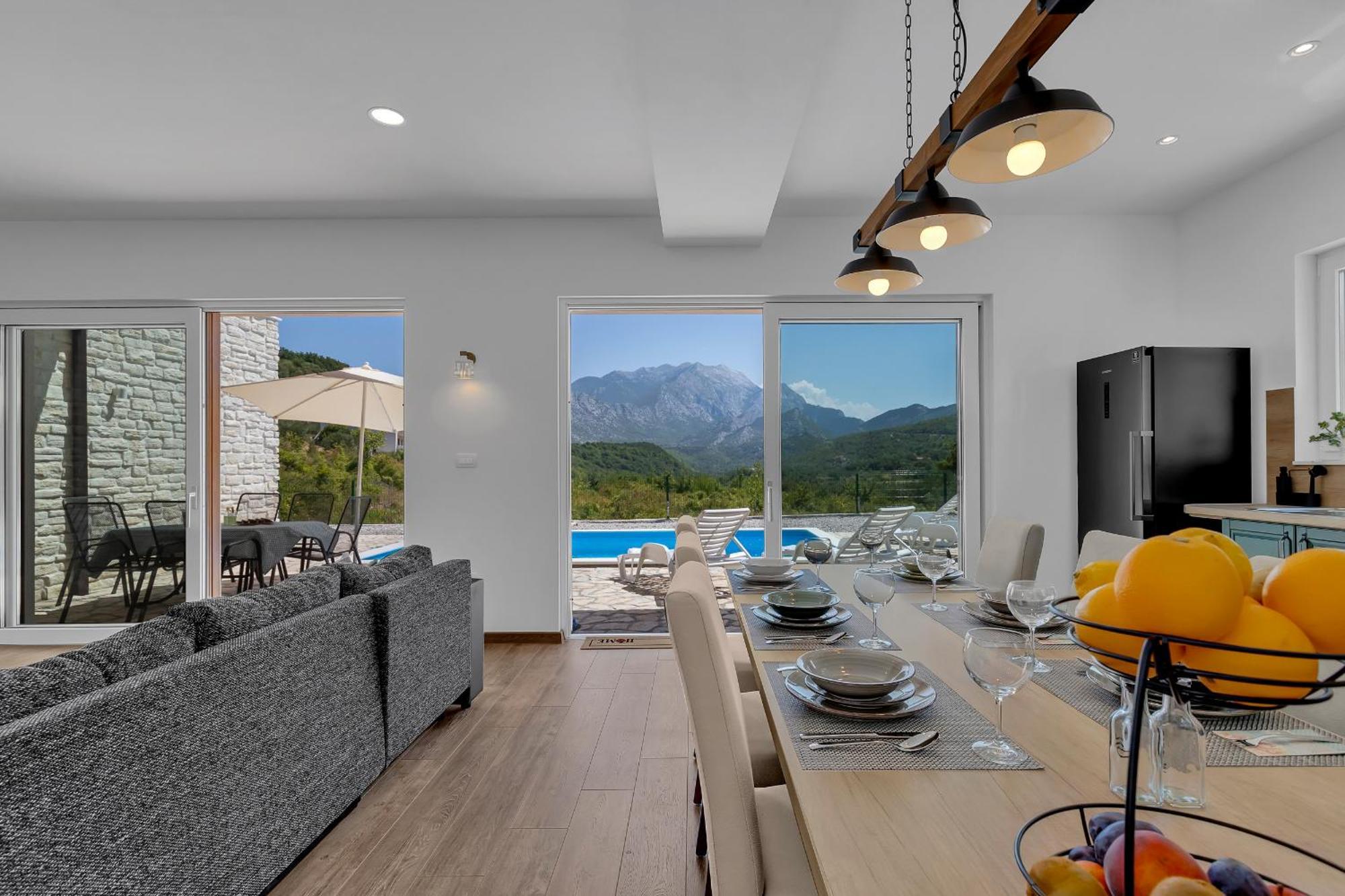 Charming Holiday Home Dolac In Rural Area With Pool Slime 外观 照片