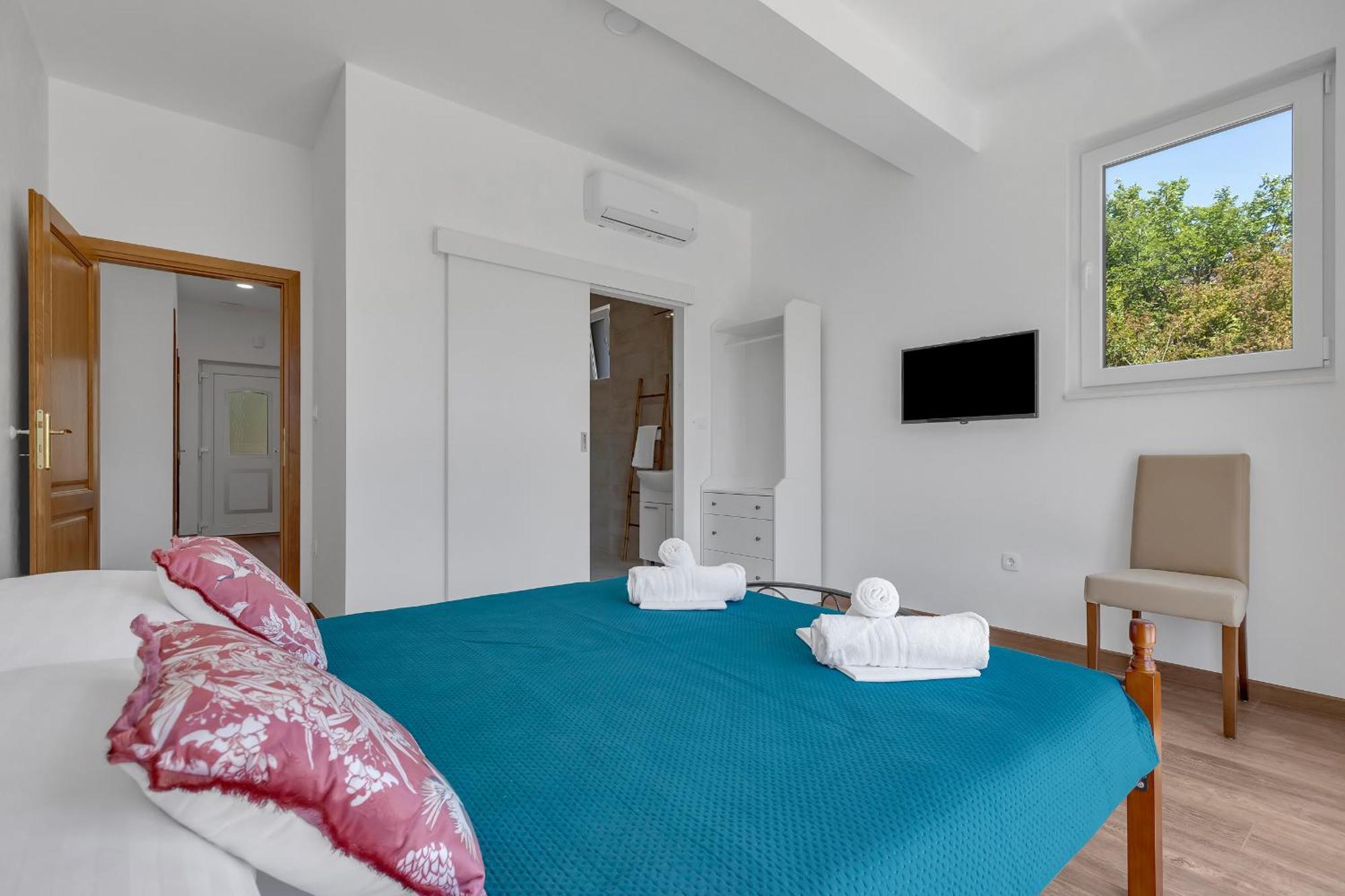Charming Holiday Home Dolac In Rural Area With Pool Slime 外观 照片