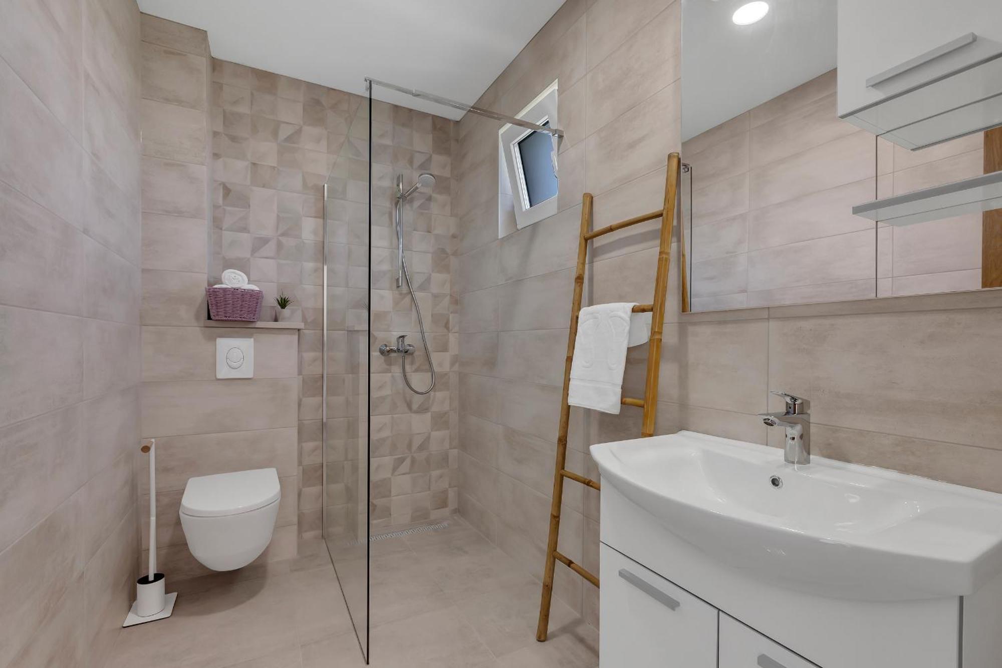 Charming Holiday Home Dolac In Rural Area With Pool Slime 外观 照片