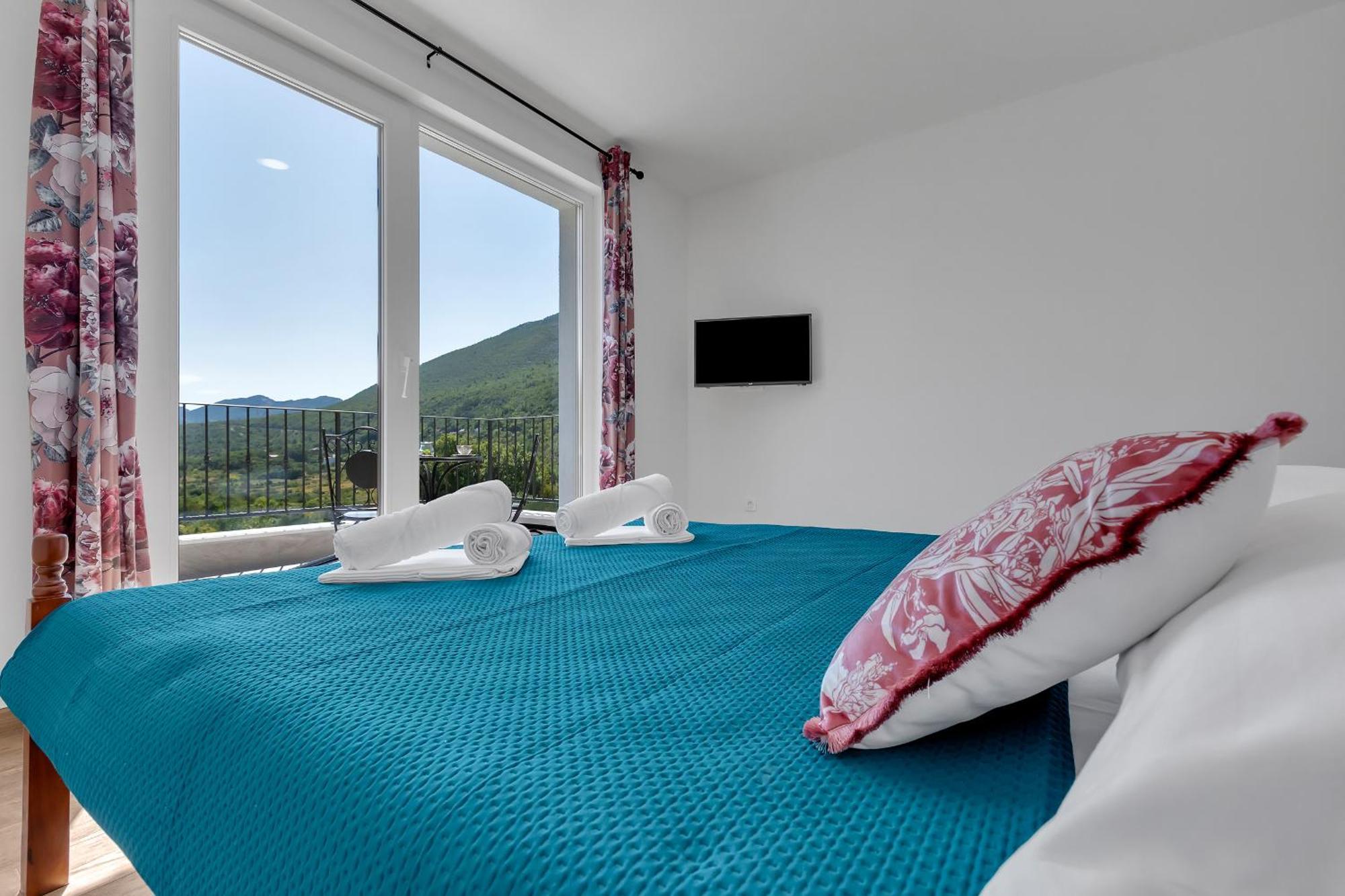 Charming Holiday Home Dolac In Rural Area With Pool Slime 外观 照片